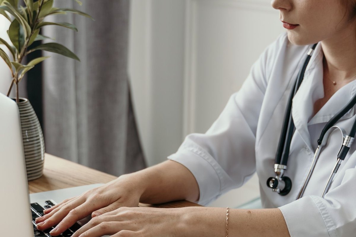 Gynaecological assessment of mid-cycle bleeding