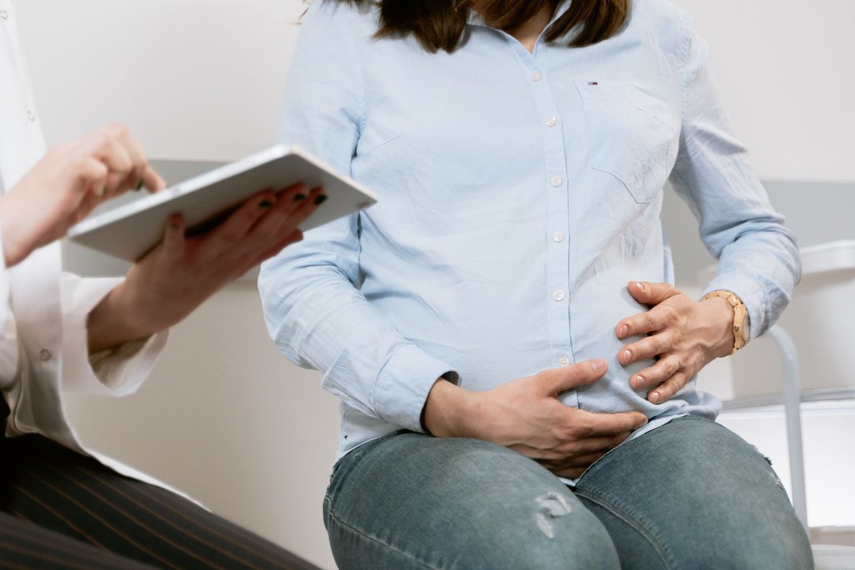 Erken Menopoz (Prematür Over Yetmezliği) Nedir? Belirtileri ve Gebelik Seçenekleri